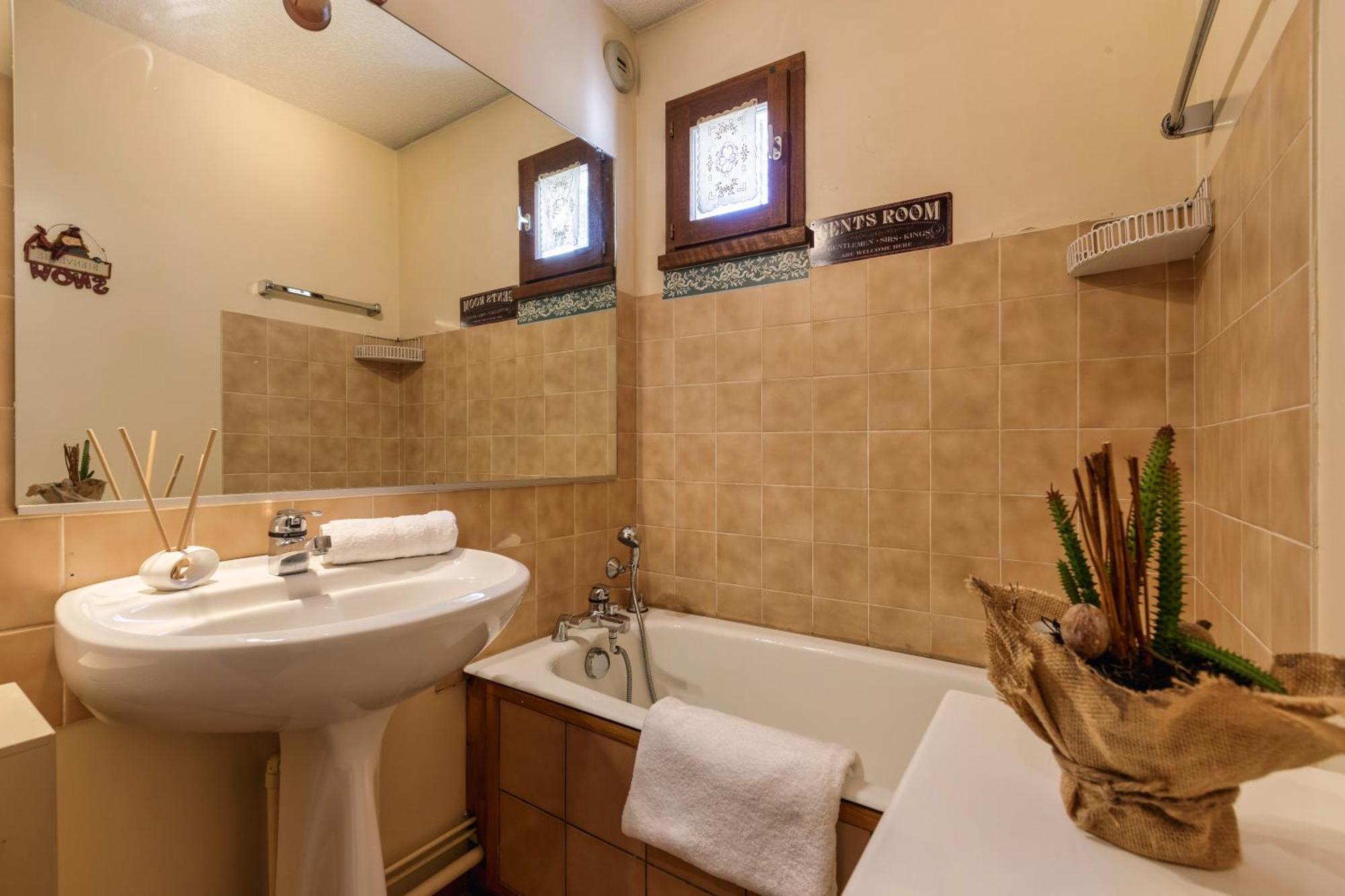 Appartement Des Lacs - Happy Rentals Шамони Екстериор снимка